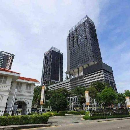 Tropicana 218 Macalister Netflix Unit By Blue Sky Holidays George Town Esterno foto