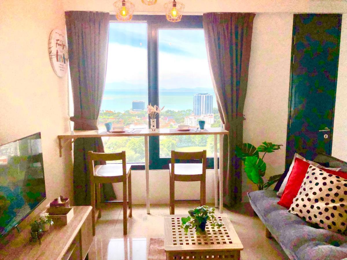 Tropicana 218 Macalister Netflix Unit By Blue Sky Holidays George Town Esterno foto