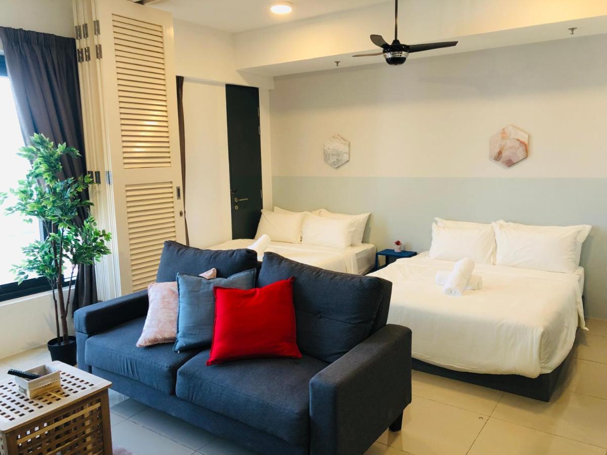 Tropicana 218 Macalister Netflix Unit By Blue Sky Holidays George Town Esterno foto