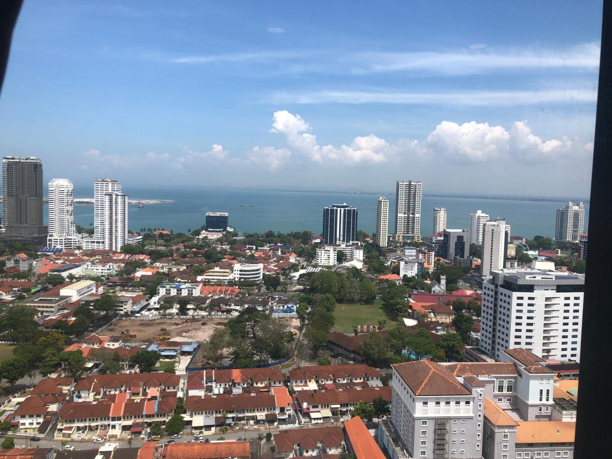 Tropicana 218 Macalister Netflix Unit By Blue Sky Holidays George Town Esterno foto